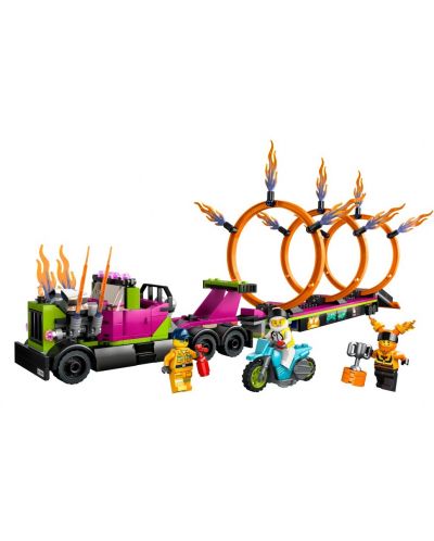 Constructor LEGO City - Provocarea cu camion pentru cascade și cerc de foc (60357) - 2