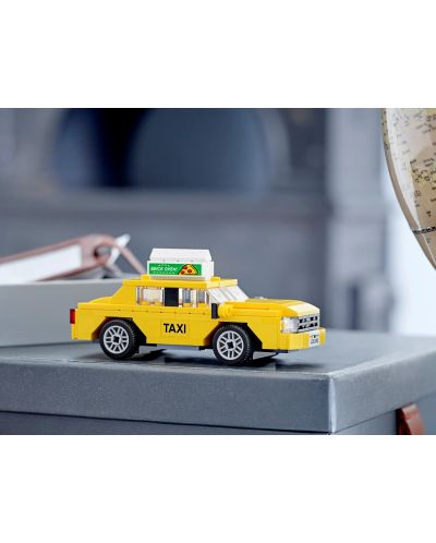Constructor LEGO Creator - Жълто такси (40468) - 6