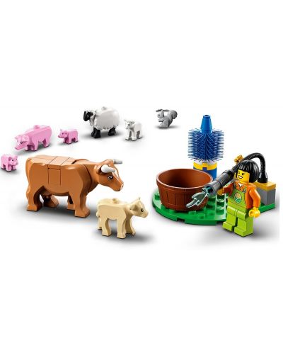 Constructor Lego City - Hambar si animale de ferma (60346) - 5