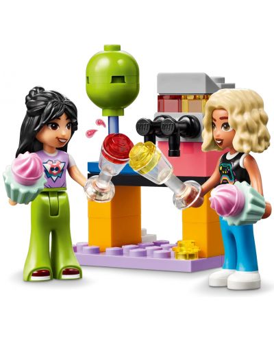 Constructor LEGO Friends - Petrecere muzicală cu karaoke (42610) - 7