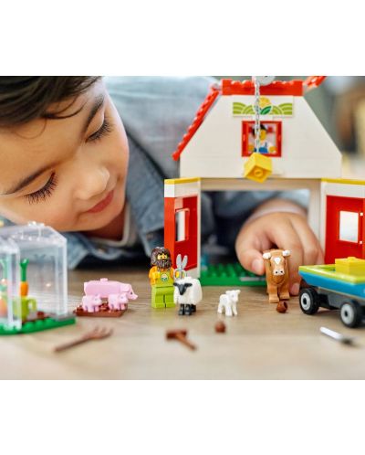 Constructor Lego City - Hambar si animale de ferma (60346) - 8