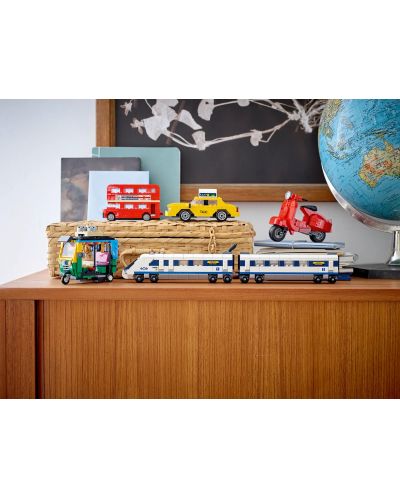 Constructor LEGO Creator 3 în 1 - Tren de mare viteză (40518) - 4