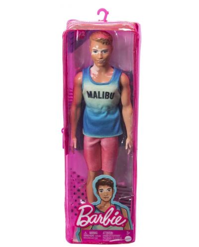 Păpușa Barbie Fashionistas - Ken, cu tricou Malibu - 1