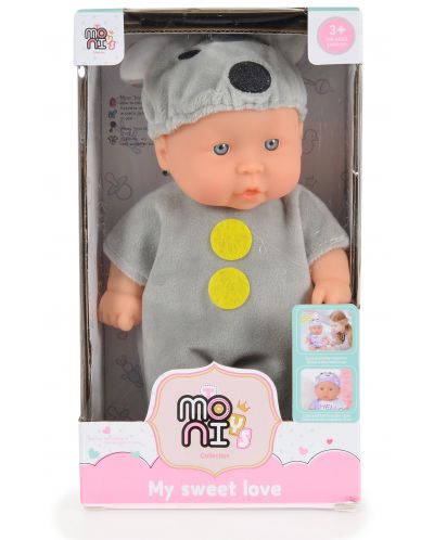 Papușă Moni Toys - Cu un costum gri de șoarece, 20 cm - 2