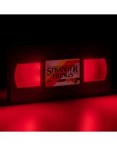 Lampă Paladone Television: Stranger Things - VHS Logo - 3