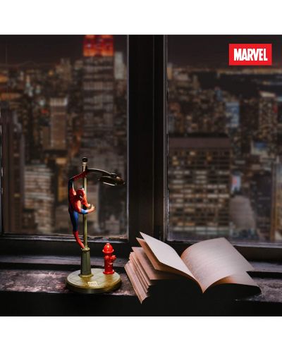 Lampa Paladone Marvel: Spider-Man - Spidey on Lamp, 33 cm - 5