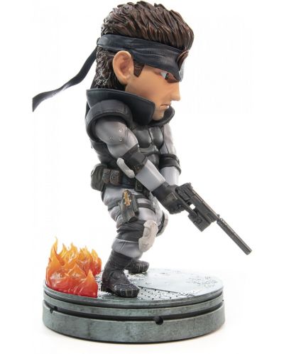 Statueta First 4 Figures Metal Gear Solid - Solid Snake SD, 20cm - 2