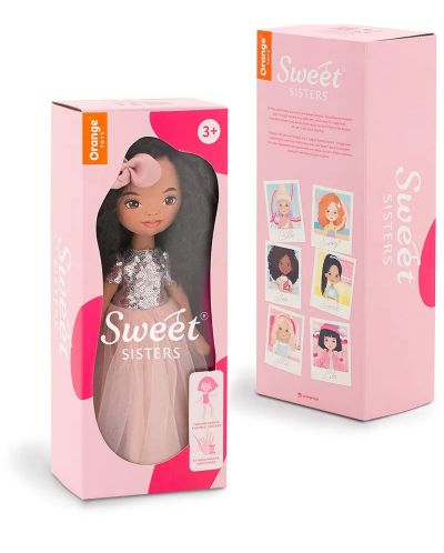 Păpușă moale Orange Toys Sweet Sisters - Tina în rochie roz cu paiete, 32 cm - 2