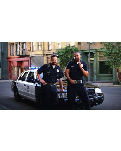 Let's Be Cops (Blu-ray) - 6