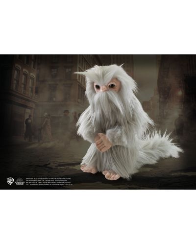 Figurină de plus Noble Collection Movies: Fantastic Beasts - Demiguise, 28 cm - 4