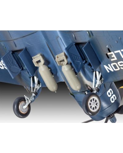 Model asamblabil Revell Militare: Avioane - Corsair F4U - 3