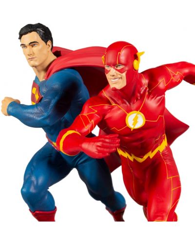 Figurină DC Direct DC Comics: Justice League - Superman & The Flash Racing (2nd Edition), 26 cm - 6