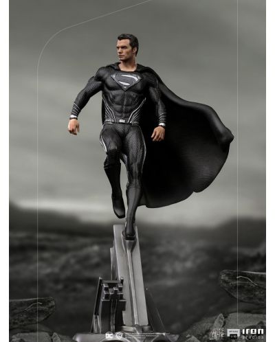 Figurină Iron Studios DC Comics: Justice League - Black Suit Superman, 30 cm - 10