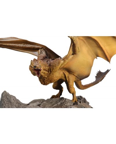 Statuetă McFarlane: Casa Dragonului - Syrax, 17 cm - 2