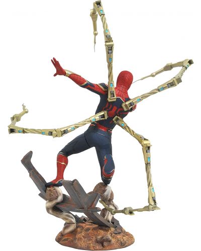 Figurină Diamond Select Marvel: Avengers - Iron Spider-Man, 30 cm - 2