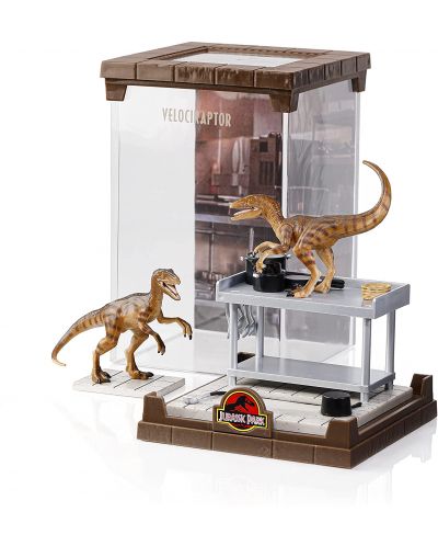 Figurina The Noble Collection Movies: Jurassic Park - Velociraptor, 18 cm - 3