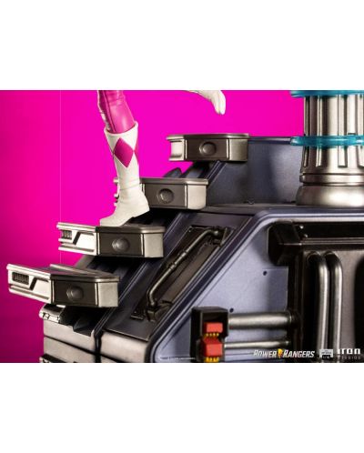Statueta Iron Studios Television: Mighty Morphin Power Rangers - Pink Ranger, 23 cm - 9