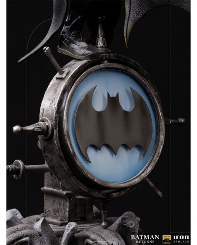 Statueta Iron Studios DC Comics: Batman - Batman (Batman Returns) (Deluxe Version), 34 cm - 6
