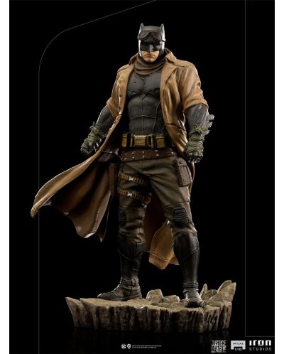 Iron Studios DC Comics: Justice League - Statuie Knightmare Batman (Justice League a lui Zack Snyder), 22 cm - 4