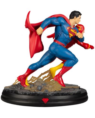 Figurină DC Direct DC Comics: Justice League - Superman & The Flash Racing (2nd Edition), 26 cm - 3