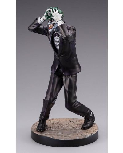 Statuetă Kotobukiya DC Comics: Batman - The Joker ( The Killing Joke) (One Bad Day) (ARTFX), 30 cm - 3