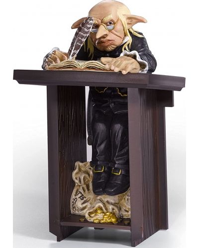Statueta The Noble Collection Movies: Harry Potter - Gringotts Goblin (Magical Creatures), 19 cm	 - 2