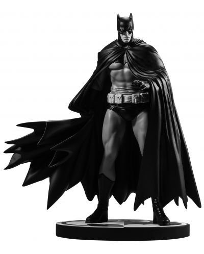 Statuetâ McFarlane DC Comics: Batman - Batman (Black & White) (DC Direct) (By Lee Weeks), 19 cm - 1