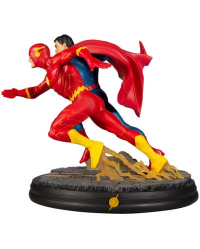 Figurină DC Direct DC Comics: Justice League - Superman & The Flash Racing (2nd Edition), 26 cm - 4