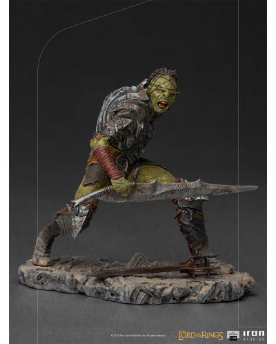 Figurina Iron Studios Movies: Lord of The Rings - Swordsman Orc, 16 cm - 2