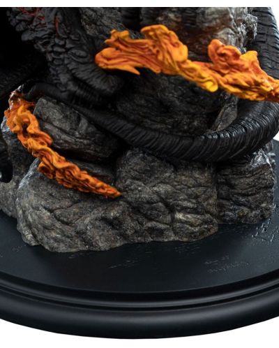 Figurină Weta Workshop Movies: The Lord of the Rings - The Balrog (Classic Series), 32 cm - 8