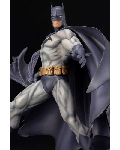 Statueta Kotobukiya DC Comics: Batman - Batman (Hush), 28 cm - 5