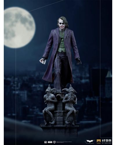 Statueta Iron Studios DC Comics: Batman - The Joker (The Dark Knight) (Deluxe Version), 30 cm - 11