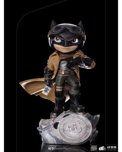 Figurină Iron Studios DC Comics: Justice League - Batman (Knightmare), 17 cm - 2