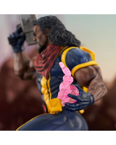 Figurină Diamond Select Marvel: X-Men - Bishop, 30 cm - 8