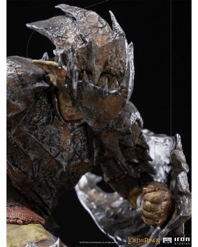 Statuetă Iron Studios Movies: Lord of The Rings - Armored Orc, 20 cm - 5