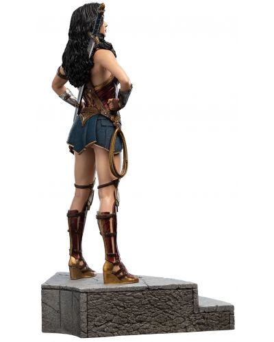 Statuetă Weta DC Comics: Justice League - Wonder Woman (Zack Snyder's Justice league), 37 cm - 3