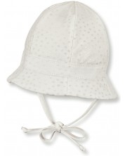 Pălărie din tricot de vară pentru bebeluși cu protecție UV 50+ Sterntaler - 43 cm, 5-6 luni, alb -1