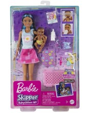 Set de joacă Barbie Skipper - Baby-sitter Barbie cu șuvițe albastre