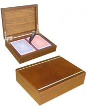 Cutie de lemn cu carti de poker