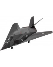 Model asamblabil Revell Militare: Avioane - Night Hawk Stealth