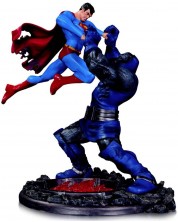 Statuetă DC Direct DC Comics: Superman - Superman vs Darkseid (3rd Edition), 18 cm -1