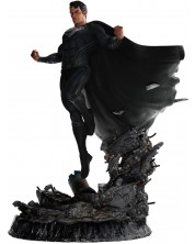Figurină Weta DC Comics: Justice League - Superman (Black Suit), 65 cm