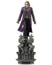 Statueta Iron Studios DC Comics: Batman - The Joker (The Dark Knight) (Deluxe Version), 30 cm