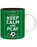 Cană The Good Gift Sports: Football - Keep Calm and Play Football - 1t