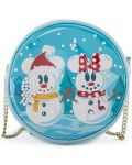 Geanta Loungefly Disney: Mickey Mouse - Snowman Mickey & Minnie - 2t