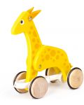 Jucărie din lemn HaPe International - Girafa pe roți - 1t