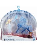 Set figurine Hasbro Frozen 2 - Momente din poveste, Elsa si Spiritul apei - 1t