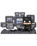 Figurină Funko POP! Moments: Batman - Batman in Batcave #519 - 1t