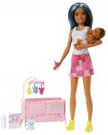 Set de joc Barbie Skipper - Baby-sitter Barbie cu șuvițe albastre - 2t