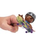 Set de joc Tech Deck SK8 Crew - Skateboard-uri pentru degete cu figurină, cu pălărie gri - 3t